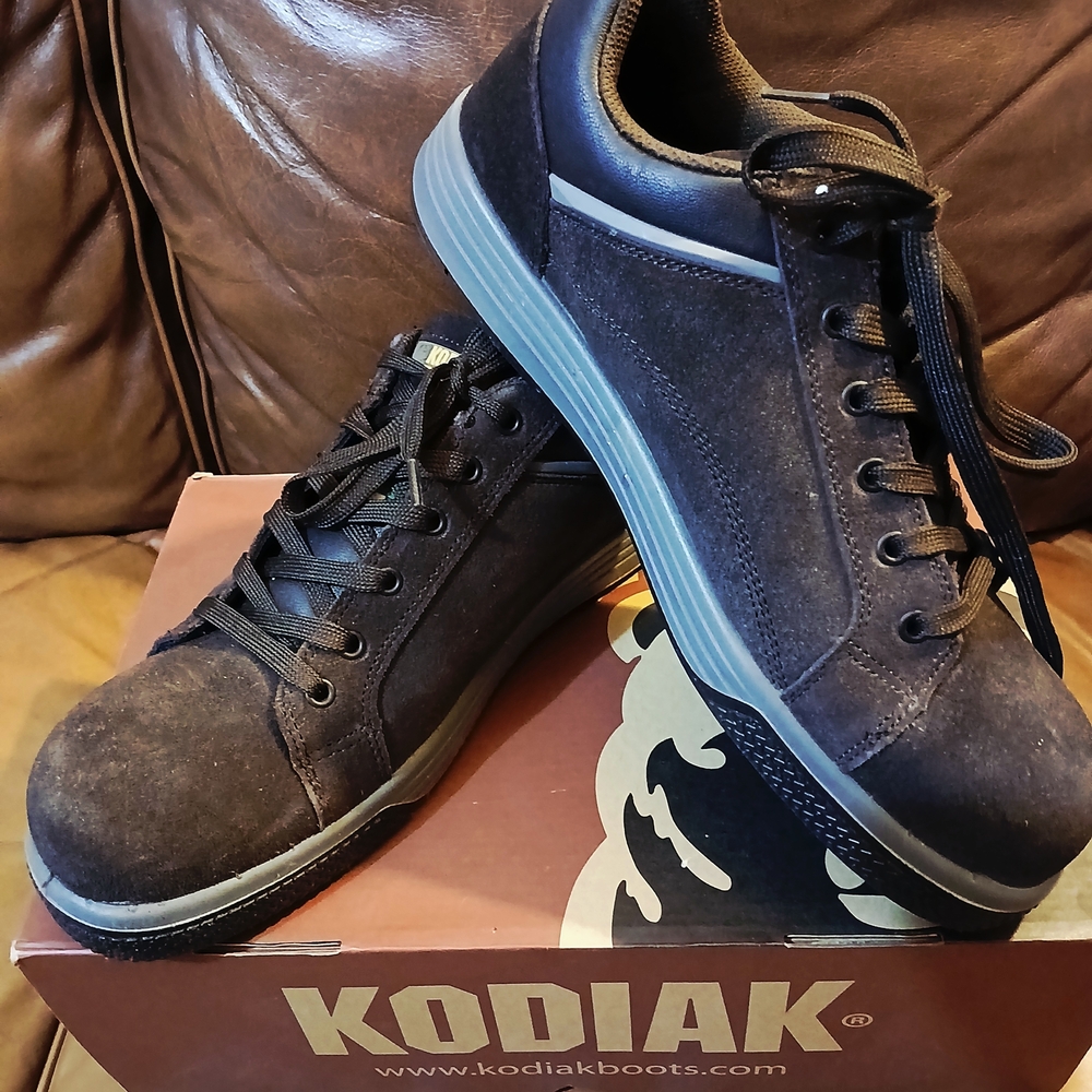 Kodiak Men's Black and Gray Sneakers